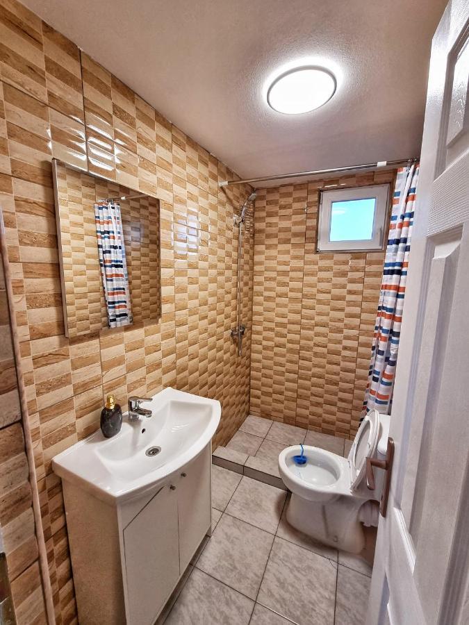 Cabana Varad Coronini Moldova Veche Exteriér fotografie
