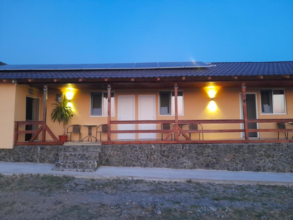 Cabana Varad Coronini Moldova Veche Exteriér fotografie